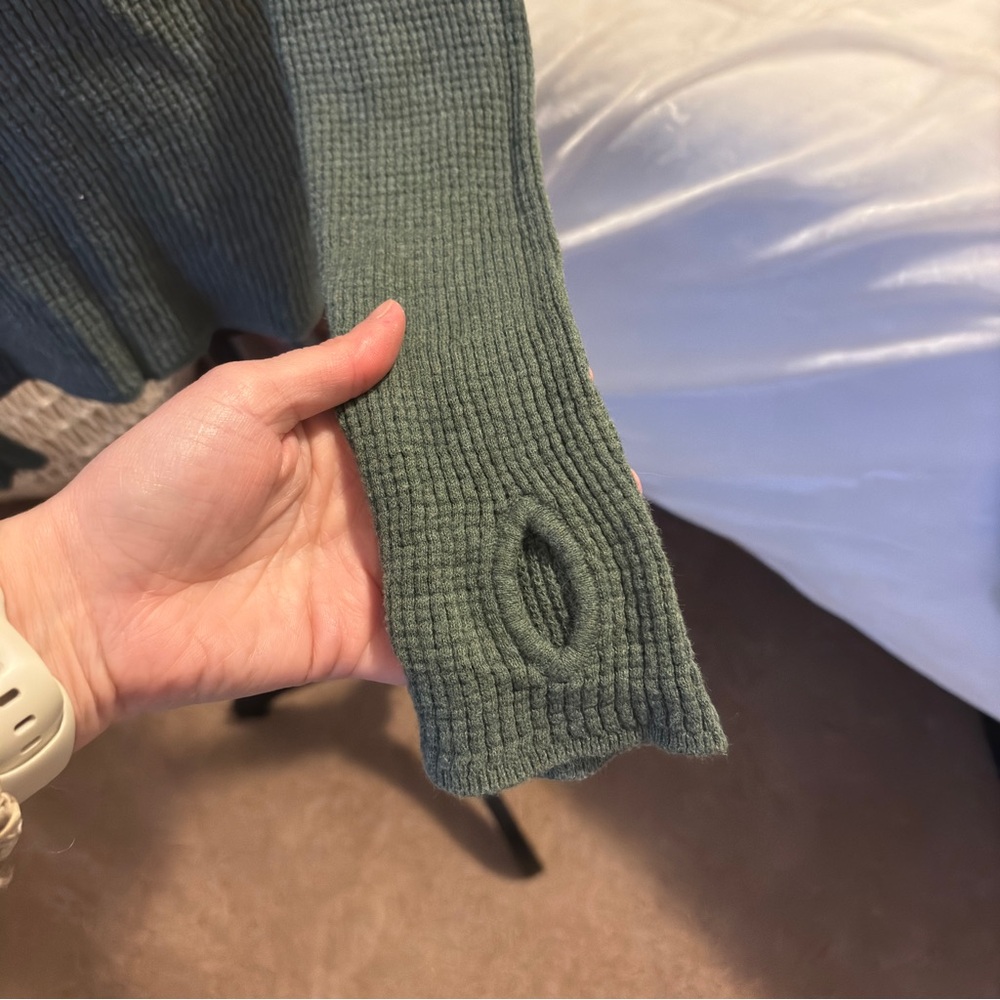 Margaret O'Leary Sage Textured Long Sleeve Tee - Picture 2 of 7